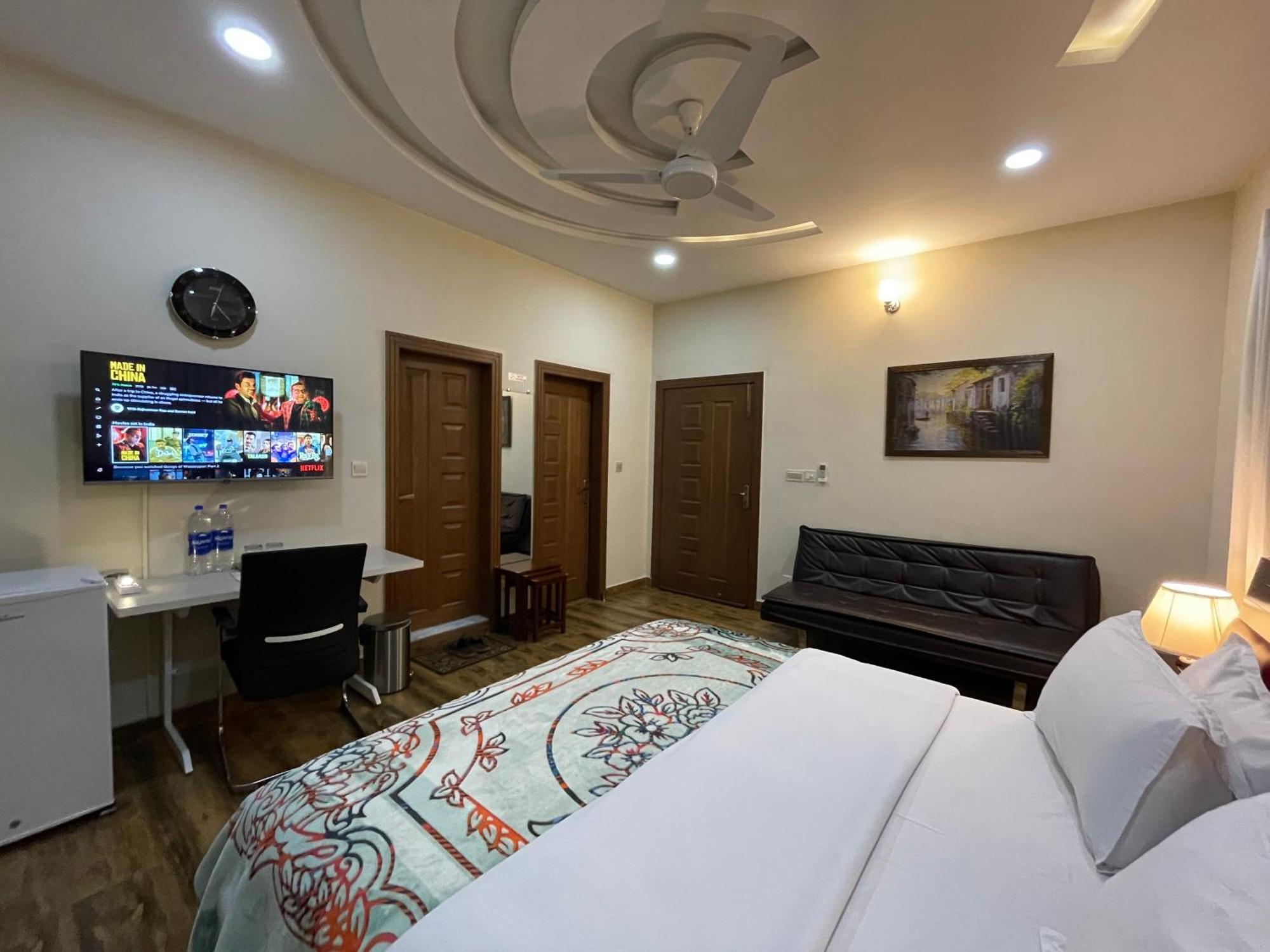 Alpha Guest House Rawalpindi Exteriör bild